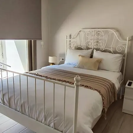 酒店 Merkez'de Havuzlu, Saunali, Muestakil 4*
