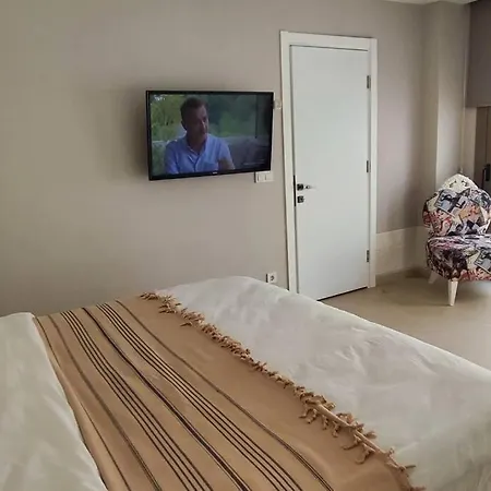 فندق Merkez'de Havuzlu, Saunali, Muestakil 4*