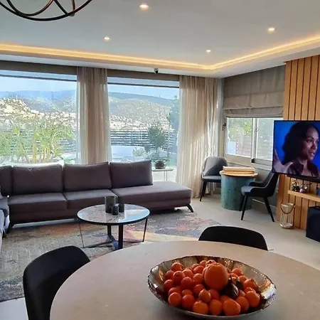 Merkez'de Havuzlu, Saunali, Mustakil Hotel